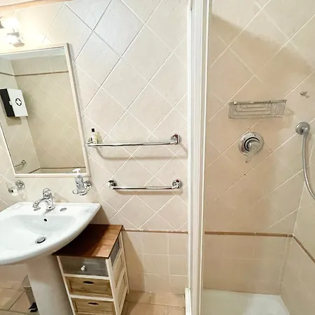 Vila Fab Villa With Fenced Pool, Huge Grounds, Meditation Park, Child Activity Park Limiti (Umbria)