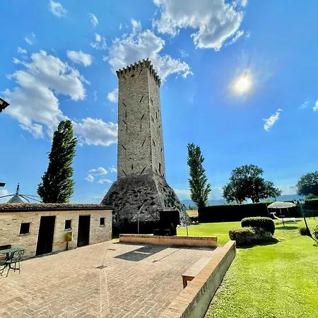 Fab Villa With Fenced Pool, Huge Grounds, Meditation Park, Child Activity Park Vila Limiti (Umbria)