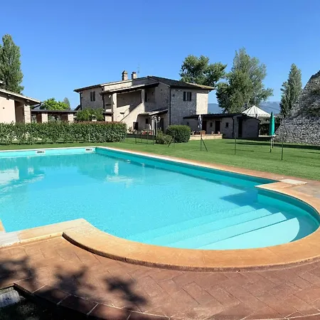 Luxurious Umbrian With Private Pool And Stunning Views Villa
