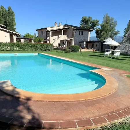Luxurious Umbrian With Private Pool And Stunning Views Villa *