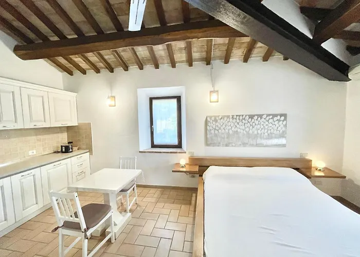 Luxurious Umbrian With Private Pool And Stunning Views Villa Limiti (Umbria)