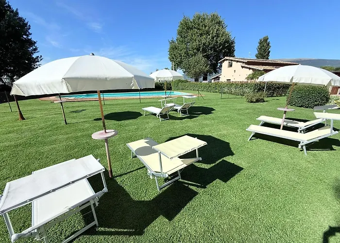 Luxurious Umbrian With Private Pool And Stunning Views Villa Limiti (Umbria)